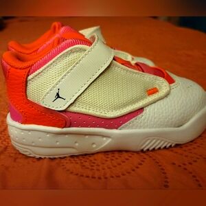 Jordan Max Aura 4 "WNBA" Toddler Girls' Shoe